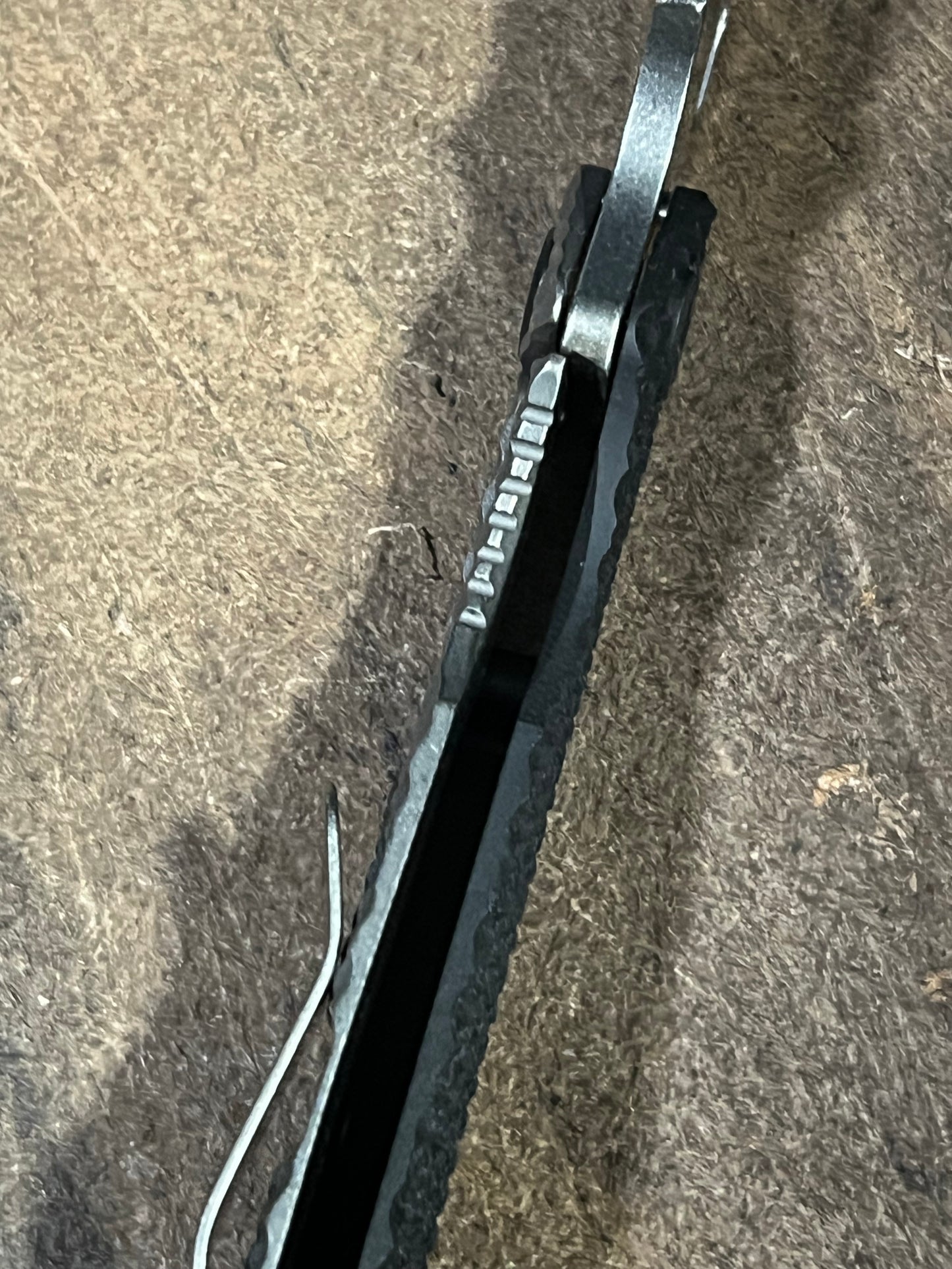 Strider DGG black G10/Ti