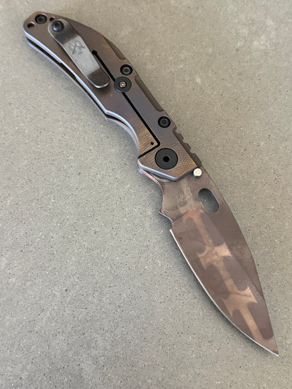 Duane Dwyer DCG BBNL Bowie PD#1 – Razor Wire US Flag Titanium — Duane Dwyer frame lock folding knife, titanium handle (view…