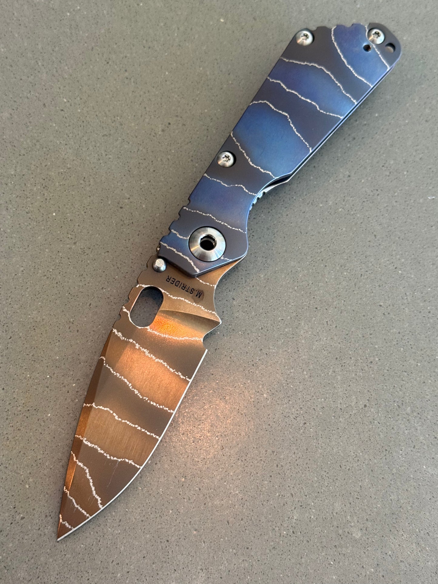 Strider SnG CC purple lightning strike