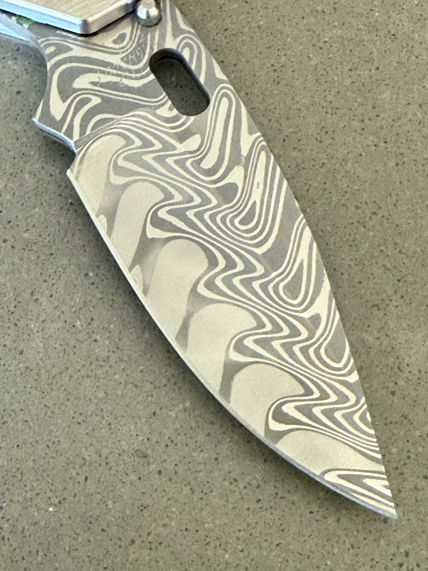 Duane Dwyer DCG BBNL Bowie – Chad Nichols San Mai Damascus MagnaCut